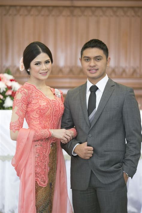 Intimate Martumpol Ceremony Of Gaby And David The Bride Dept Kebaya