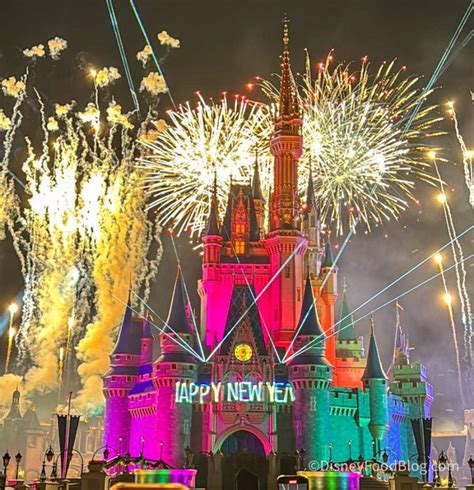 How To Catch Disney World S New Year S Eve Fireworks Early The Disney