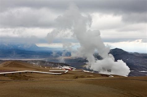 Premium Photo | Geothermal energy iceland