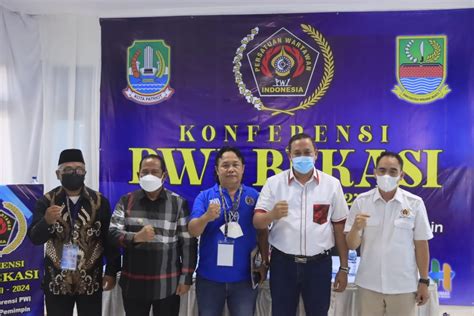 Secara Aklamasi Melodi Sinaga Kembali Terpilih Jadi Ketua Pwi Bekasi