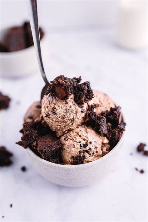 Chocolate Fudge Ice Cream