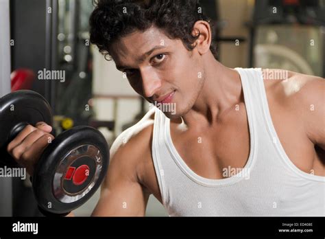 1 Indian Man Gym Body Building Stock Photo Alamy