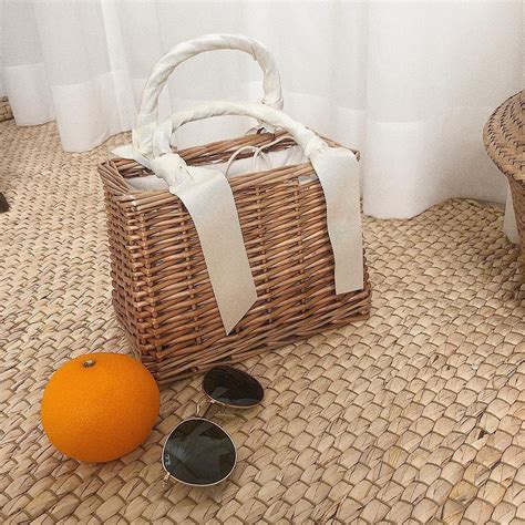 hot items bạn nên có trong vali để đảm bảo chụp bức hình nào cũng lừa tình khi đi du lịch