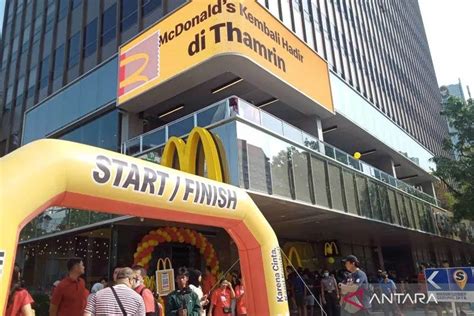 Tempat Nongkrong Jakarta Mcd Sarinah Buka Tawarkan Nostalgia Genpi Co