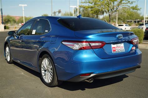 New 2020 Toyota Camry Hybrid Xle Fwd 4dr Car