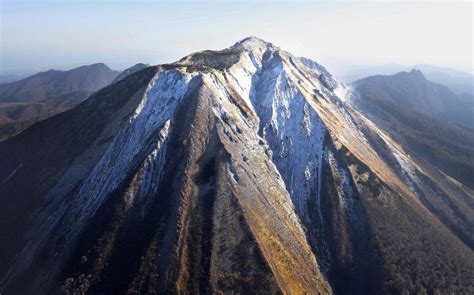 大山が初冠雪 西日本冷え込む 平年より14日遅く 写真特集14 毎日新聞