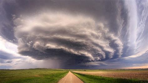 Photos Storm Chaser S Incredible Photos Document Just One Month Spent