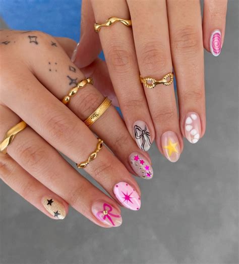 Bloom Into Summer With Gorgeous Floral Nail Designs Neutral Nails