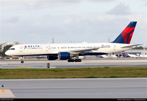 Aircraft Photo Of N Dn Boeing Delta Air Lines