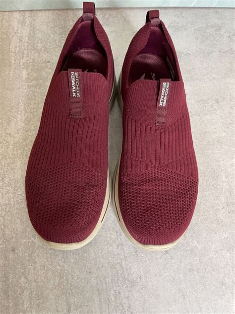 Skechers Gowalk Go Walk Arch Fit Iconic Maroon Shoes Gem