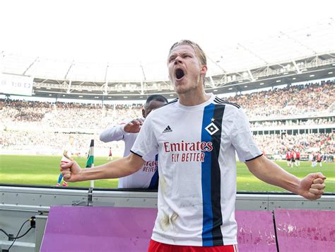 „das Ist Viel Größer“ Pohjanpalo über Seine Derby Erfahrung