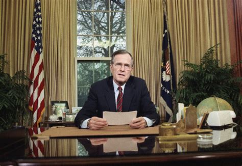 George H W Bush Becomes 1st Us President To Turn 94 The Mainichi