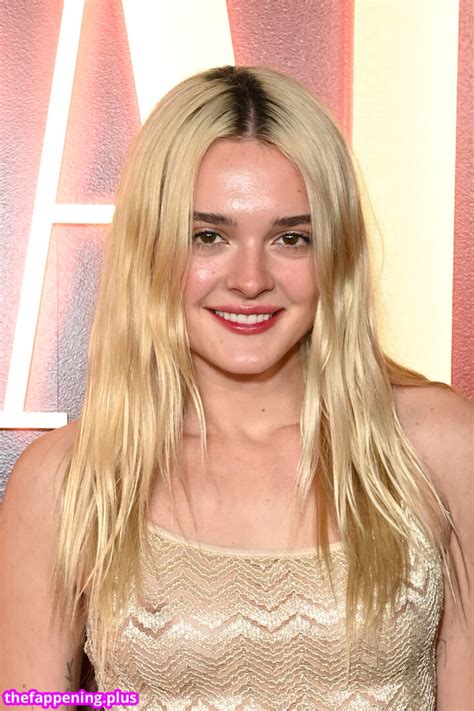 Charlotte Lawrence Charlotteslawrence Nude OnlyFans Photo The