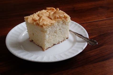 Zsuzsa Is In The Kitchen THE NAKED CAKE