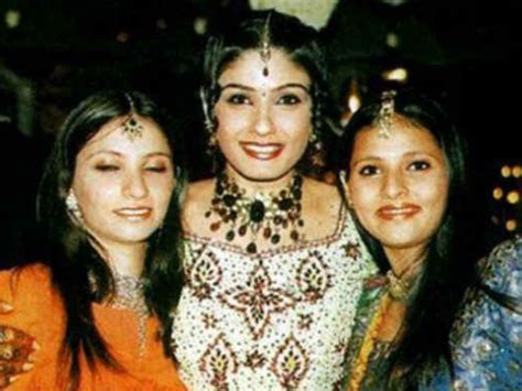 Raveena Tandon Daughter On Adopted Daughters रवीना टंडन ने गोद ली थीं