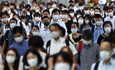 Olympic Host Tokyo S Daily Coronavirus Cases Hit New Record Reuters