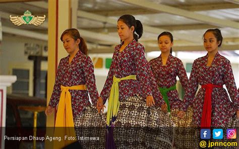 Diminati Masyarakat Prosesi Dhaup Ageng Sarat Makna Budaya