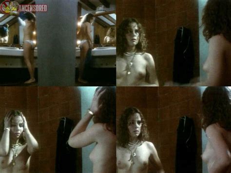 Naked Zora Kerova In Escape From Women S Prison