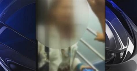 Tables Turned On Alleged Nyc Subway Flasher Cbs New York