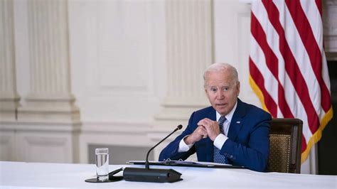 Primeira Ju Za Homossexual Foi Nomeada Por Joe Biden Para Um Tribunal