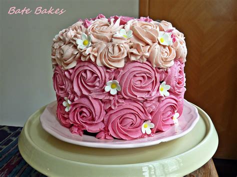 Bate Bakes Neapolitan Rose Cake With Strawberry Buttercream