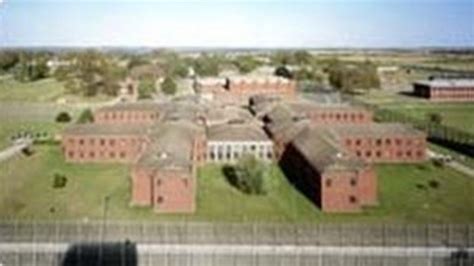 Highpoint Prison praised for 'proactive' drug action - BBC News