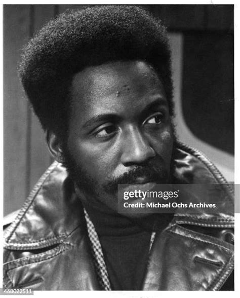 Richard Roundtree Photos And Premium High Res Pictures Getty Images