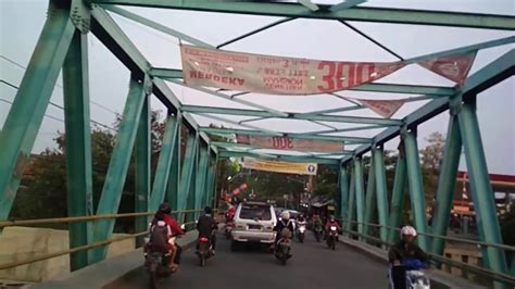 Populer Jembatan Besi