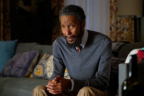 Dan Fogelman Talks Ron Cephas Jones This Is Us Exit Nbc Insider