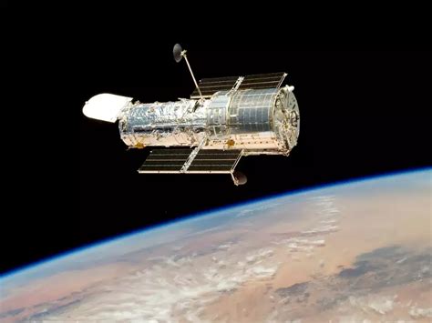 The Hubble Space Telescope Launched On April 24 1990 Business