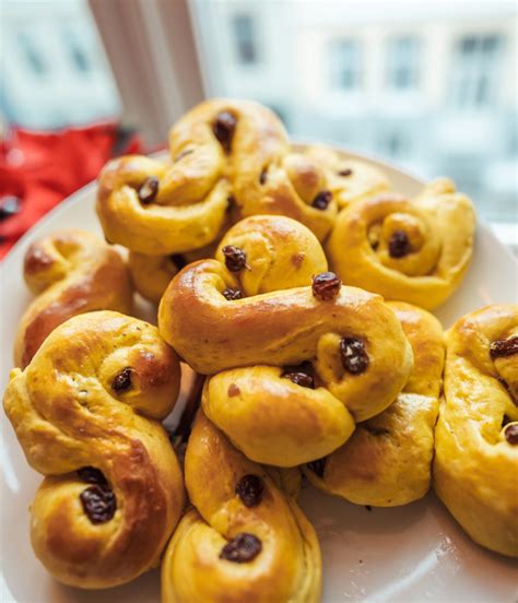 St Lucia Buns Lussekatter With Optional Cardamom Filling