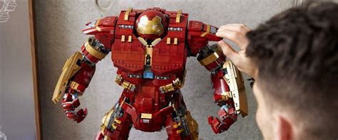 LEGO выпустит полуметровый Халкбастер из «Эры Альтрона»: фото