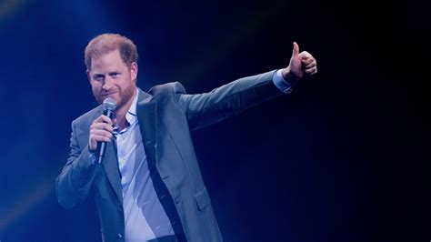 Watch Prince Harry Loses Penalty Shootout Bet To German Politician He Then World News