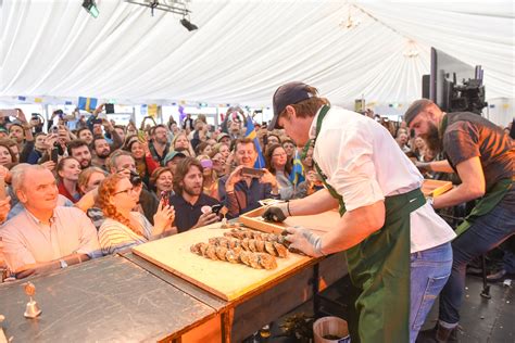 Galway International Oyster and Seafood Festival 2016. Photo: Boyd Challenger – Galway Oyster ...