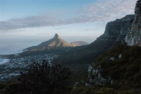 Hiking Kasteelspoort up Table Mountain in Cape Town, South Africa | Jana Meerman