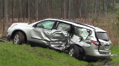 Ambulance Collides With Car Goes Over Embankment While Responding To Crash Cbs Pittsburgh