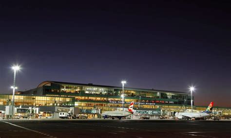cape town international named  airport  africa