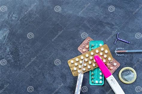 Choosing Method Of Contraception Birth Control Pills An Injection