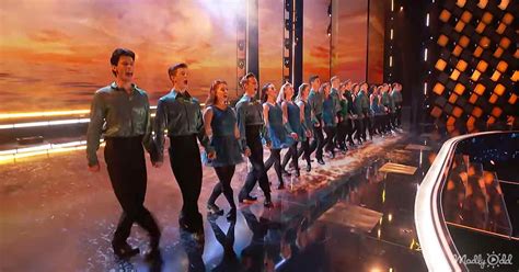 Irish dancers bring the house down with ‘Riverdance’ of a lifetime ...