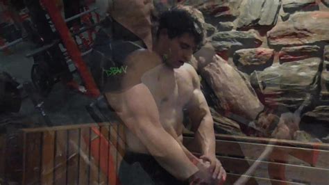 Sweaty Blonde Bodybuilder Posing Thisvid