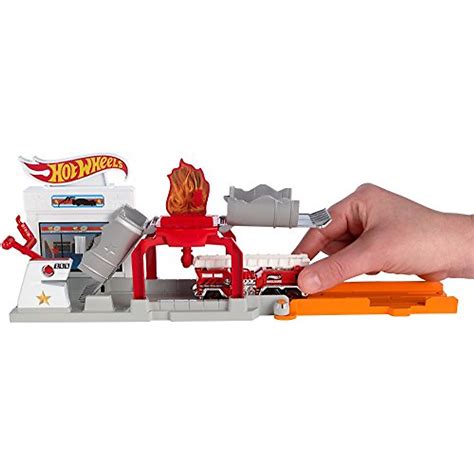 Hot Wheels Blaze Blast Play Set Imaginative Fun