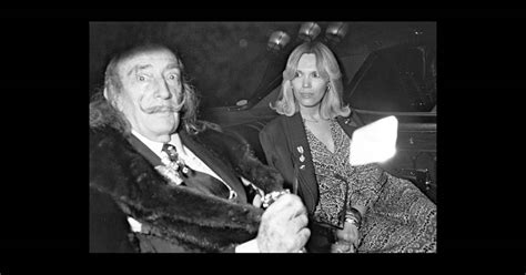 Amanda Lear Et Salvador Dali Dans Les Années 70 Purepeople