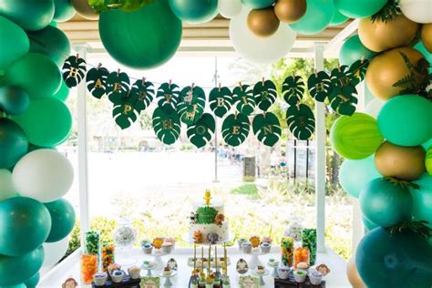 How To Host a Wild and Fun Jungle Theme Party - STATIONERS