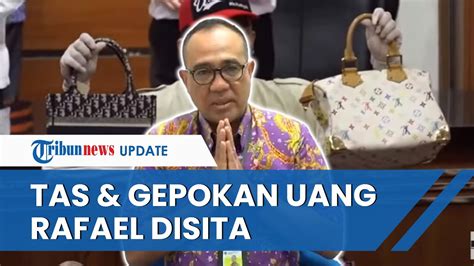 Penampakan Puluhan Tas Branded Dan Uang Gepokan Milik Rafael Alun Yang