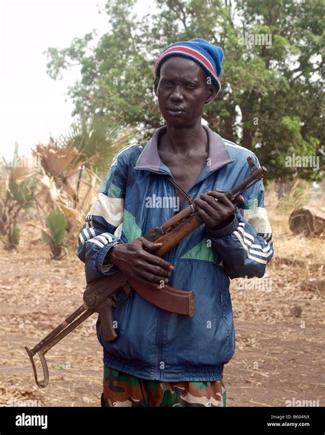 Automatic Weapons in South Sudan Stock Photo - Alamy