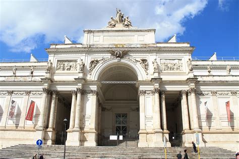 Le 7 Migliori Mostre D Arte A Roma Dipinti Sculture E Installazioni