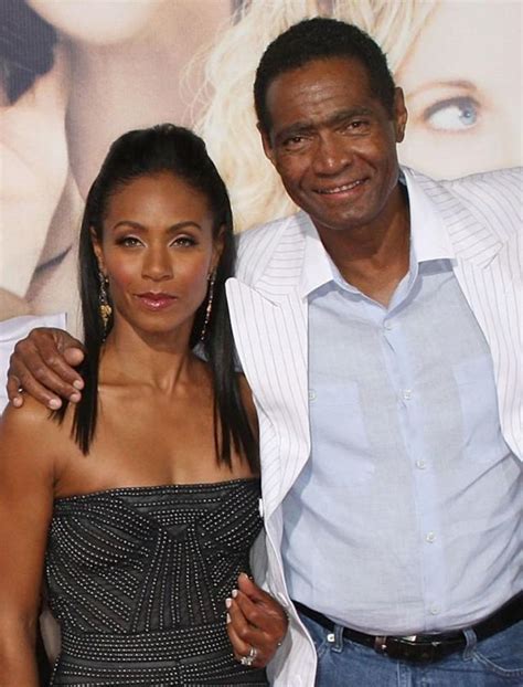 Jada Pinkett Smith Was 'Hurt' Her Dad Only Wanted to Have a ...