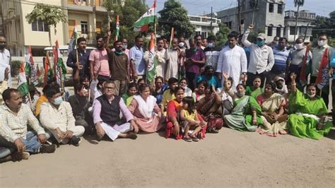 Tmc Protest Outside Police Headquarters In Protest Against Attack On