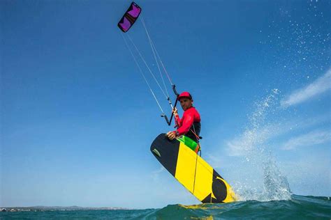 Best Lightwind Kiteboard for Kitesurfing - KitesurfingAdvice