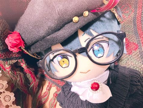 Solo Glasses Yellow Eyes Heterochromia Blue Eyes Hat Looking At Viewer Illustration Images